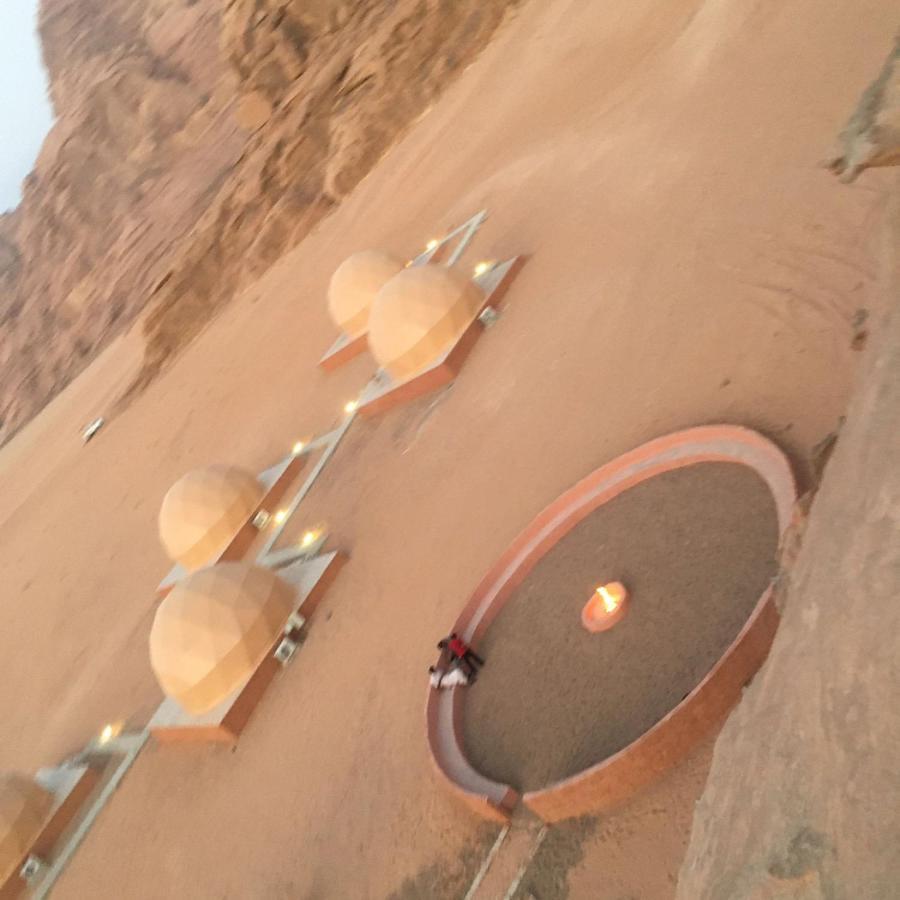 Waseem Luxury Camp Wadi Rum Exterior photo