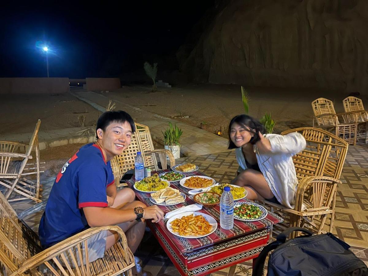 Waseem Luxury Camp Wadi Rum Exterior photo