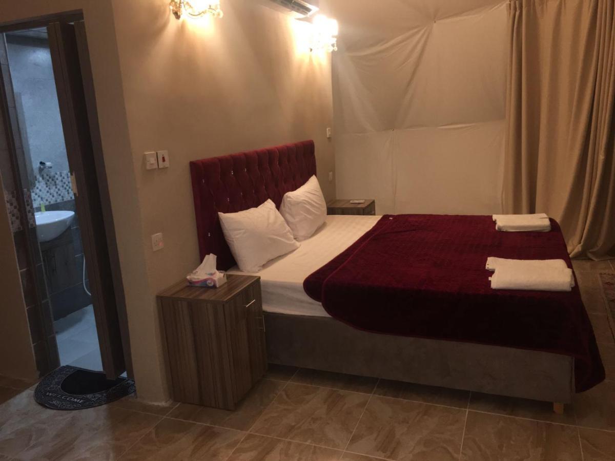 Waseem Luxury Camp Wadi Rum Exterior photo