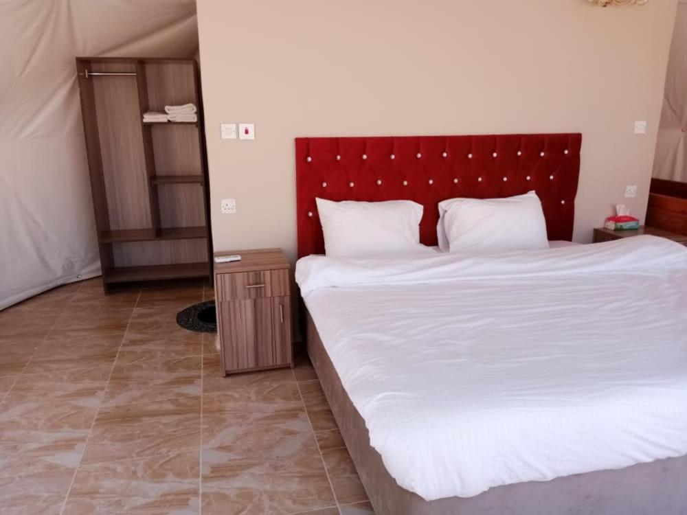 Waseem Luxury Camp Wadi Rum Exterior photo